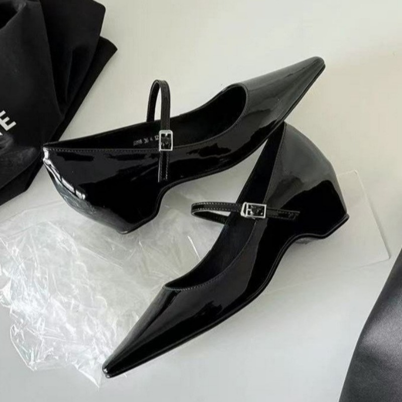 Sepatu Wanita Model Terbaru 20 - Womens Heels ulasan dan harga